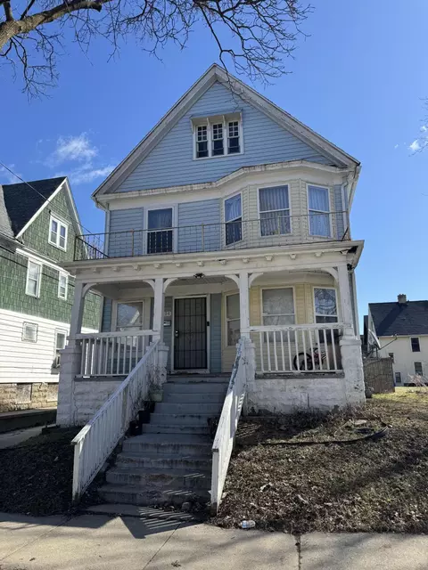 1114 N 25th, Milwaukee, WI 53233