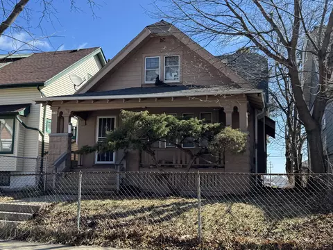 3048 N 36th, Milwaukee, WI 53210