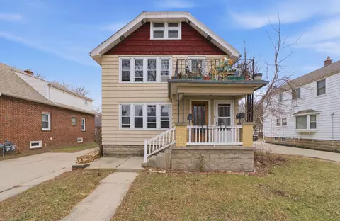 2225 S 82nd, West Allis, WI 53219