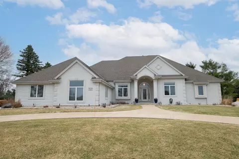 w226n3551 Wethersfield, Pewaukee, WI 53072