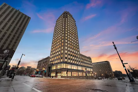 606 W Wisconsin #1102, Milwaukee, WI 53203