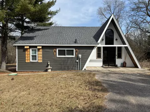 1982 W 7th, Adams, WI 53934