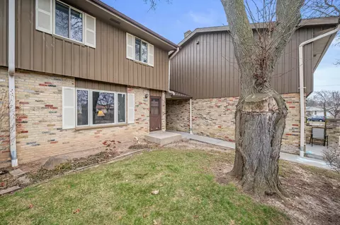 9806 W Morgan, Milwaukee, WI 53228