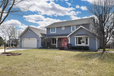 4203 W Tumblecreek, Franklin, WI 53132