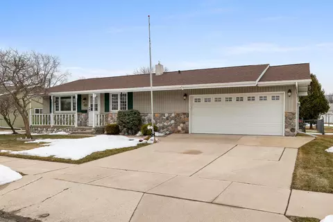 1702 S 25th, Manitowoc, WI 54220