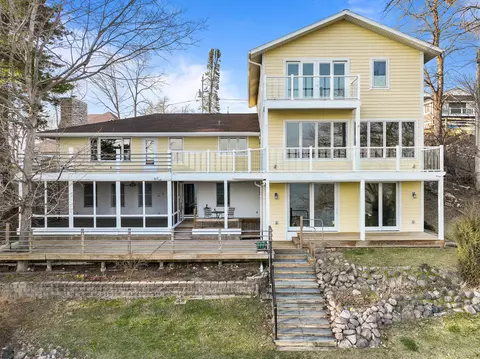 w2115 Beulah Heights Road, East Troy, WI 53120