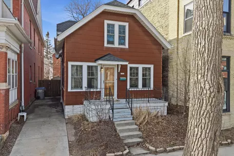 1941 N Bartlett, Milwaukee, WI 53202