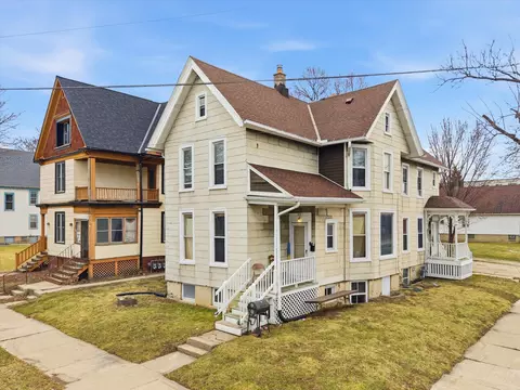 639 W Meinecke, Milwaukee, WI 53212