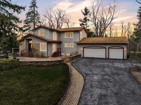 8408 N N Lk, Fox Point, WI 53217