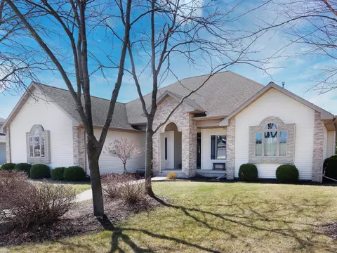 555 Moraine, Elkhart Lake, WI 53020