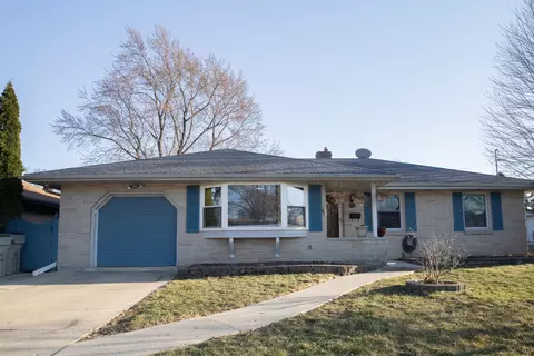 3793 S Massachusetts, Milwaukee, WI 53220