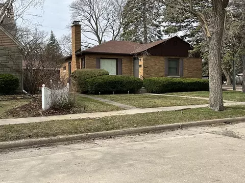 6502 43rd, Kenosha, WI 53142