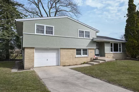 1110 Harmony, Racine, WI 53402