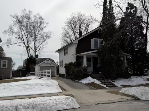 2315 Clark, Manitowoc, WI 54220