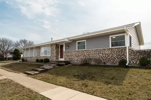 6111 69th, Kenosha, WI 53142