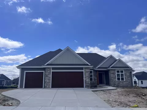 n66w21193 Sweet Clover, Menomonee Falls, WI 53051
