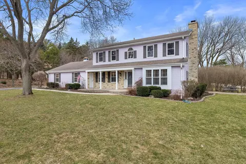 1365 Poplar Rdg, Brookfield, WI 53045