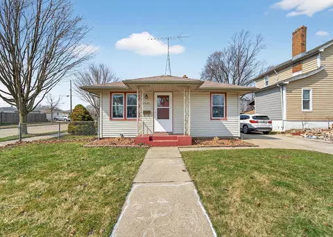 2430 Orchard, Racine, WI 53405
