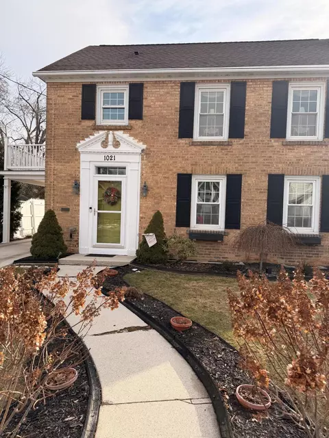 1021 N 13th, Manitowoc, WI 54220