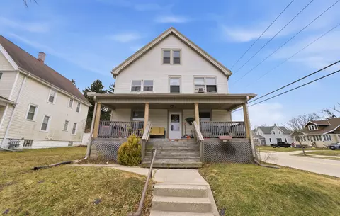 1601 S 85th, West Allis, WI 53214