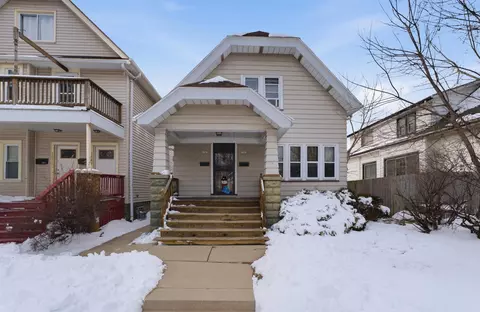 1565 S 57th, West Allis, WI 53214