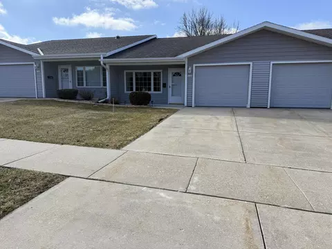 1159 Stillwater, Hartford, WI 53027