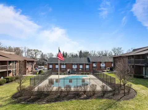 1250 Wisconsin #207B, Lake Geneva, WI 53147