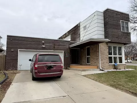 4647 W Scranton, Milwaukee, WI 53216