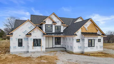 w257n5916 Autumn, Lisbon, WI 53089