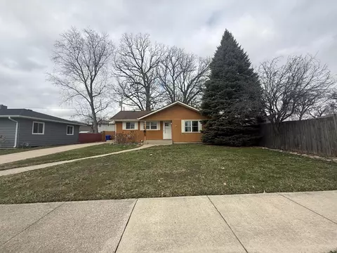 8412 21st, Kenosha, WI 53143