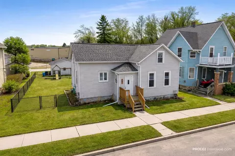 737 Saint Paul, Kiel, WI 53042