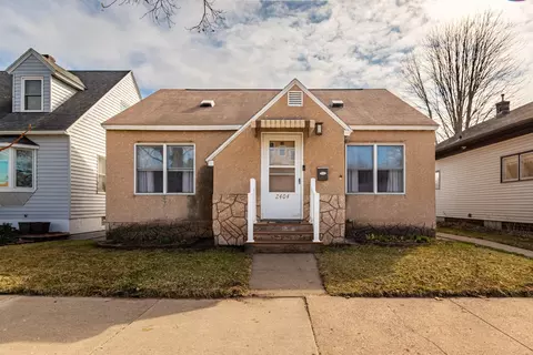 2404 Loomis, La Crosse, WI 54603