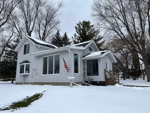 1304 Boomer, Watertown, WI 53094
