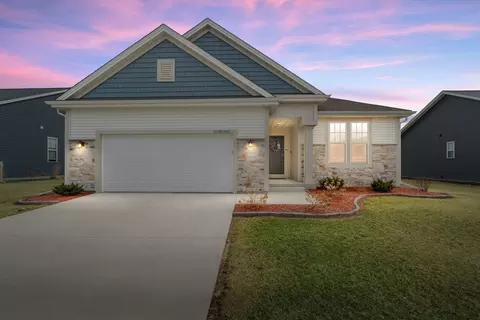 w218n16022 Tiger Lily, Jackson, WI 53037
