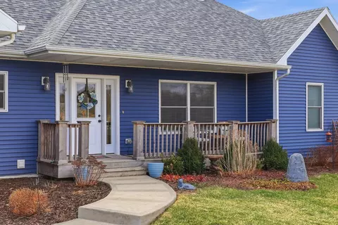 n7037 Hillside Court, Richmond, WI 53115