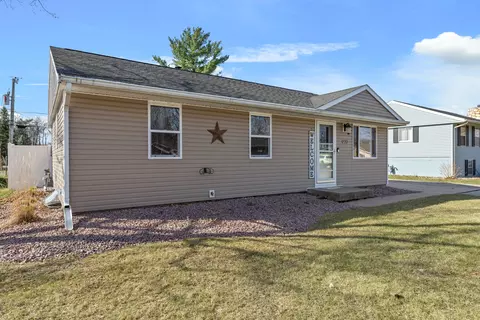 1220 Green, Onalaska, WI 54650