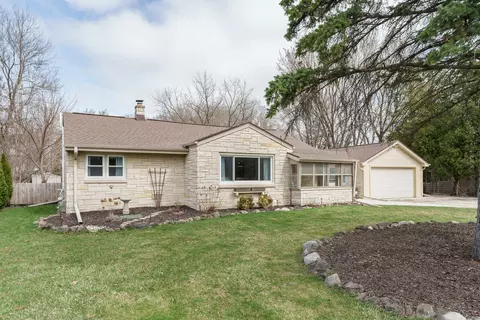 10506 W Grange, Hales Corners, WI 53130