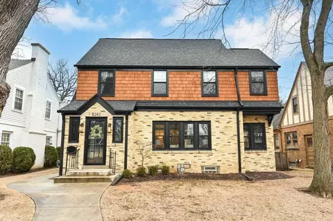 5242 N Diversey, Whitefish Bay, WI 53217