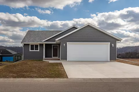 205 Pheasant, Rollingstone, MN 55969