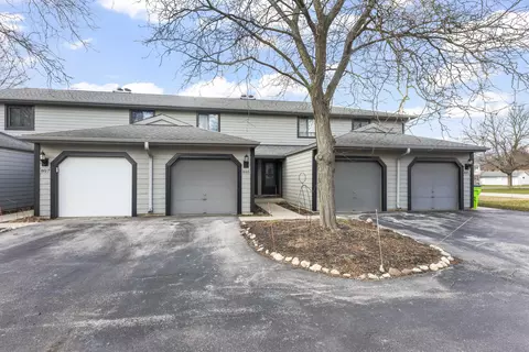 805 S Imperial, Hartland, WI 53029