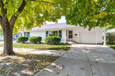 932 14th, La Crosse, WI 54601