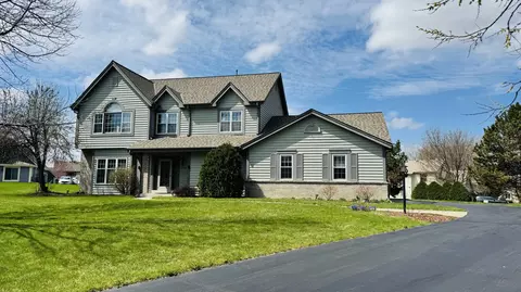 19560 Edmonton, Brookfield, WI 53045