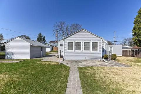 2917 S 67th, Milwaukee, WI 53219