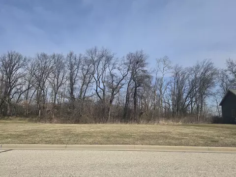 962 Pine Rdg, Brownsville, WI 53006