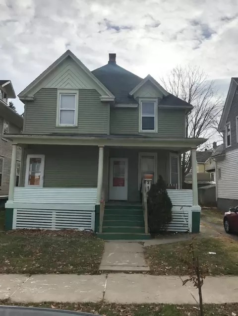2117 Slauson, Racine, WI 53403