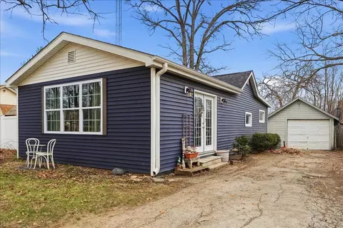 n1142 Walnut Road, Bloomfield, WI 53128