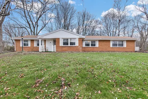 525 Catskill, Waukesha, WI 53186