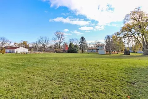Lt2 Getzen, Elkhorn, WI 53121