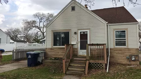 503 S 71st, Milwaukee, WI 53214