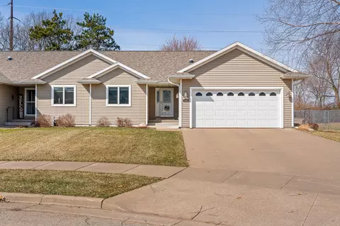 1218 Huntington, Holmen, WI 54636